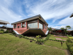 Rumah Terbalik Sabah